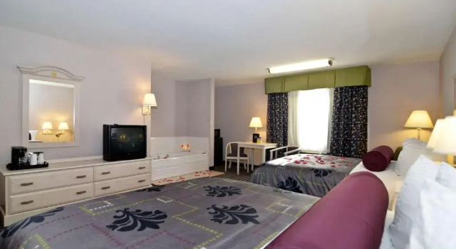 Четырёхместный люкс Best Western Borger Inn