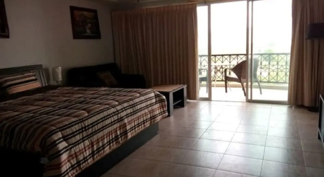 The Residence Floor 7 Room 706