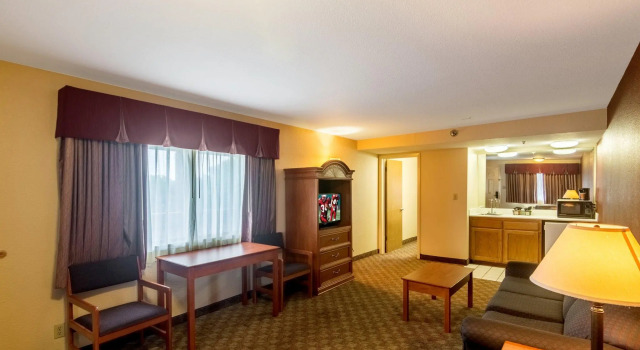 Двухместный люкс Travelers inn by OYO Wichita Falls
