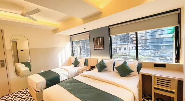 Трёхместный номер Deluxe Bandra Stays