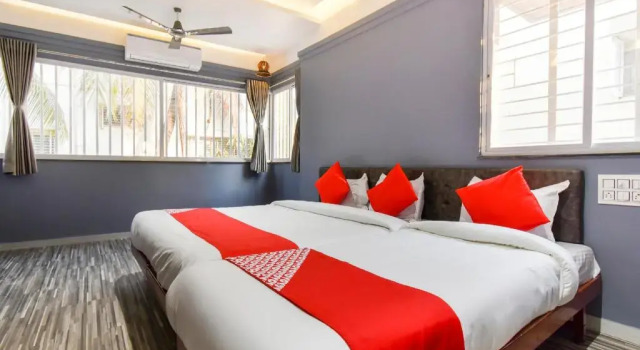 Hotel Ashirwad by OYO Rooms, Забронировать Отель Отели штата Махараштры 3 звезды, 3*