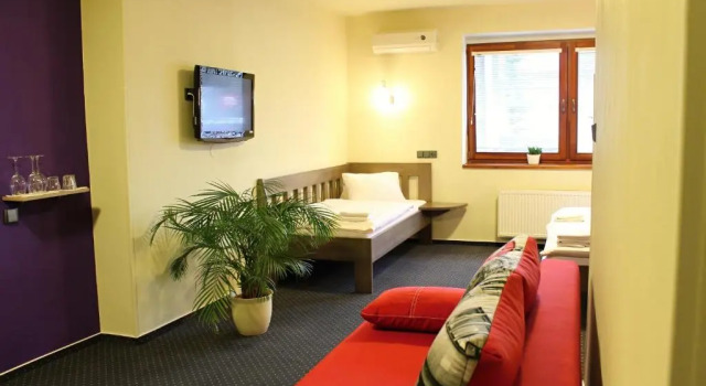 Penzion - Apartman CZ, Book Lejlighedshotel Hoteller i Jizera Mountains med parkering, Parkering