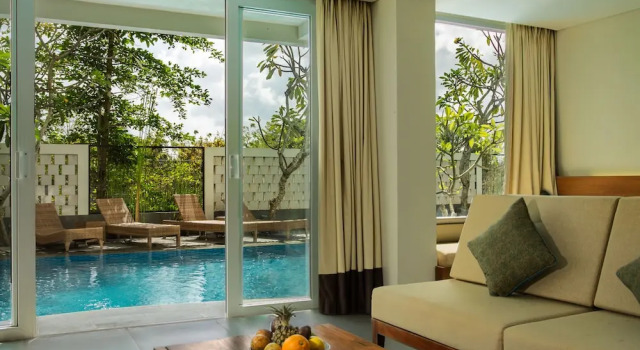 Полулюкс с балконом Paragon Hotel Seminyak