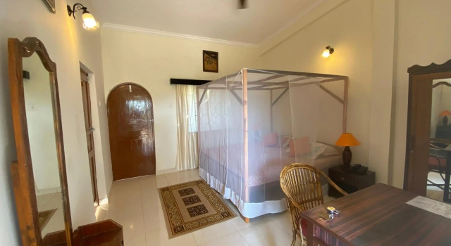Dmellos Sea View Home, Boek Hotel Candolim Noord-Goa