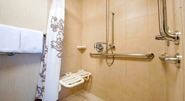 Четырёхместный люкс с 2 комнатами Residence Inn by Marriott Toronto Markham