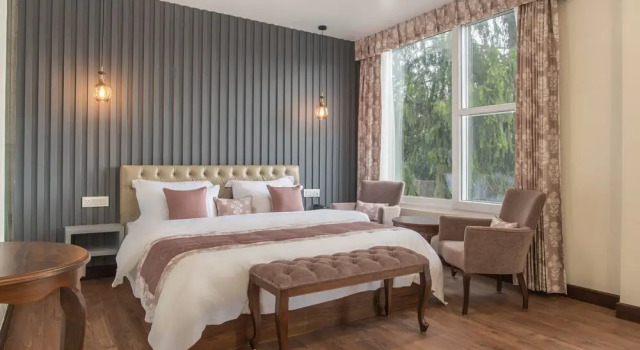 Echor Heritage Retreat Shimla, Забронировать Отель Отели Шимлы с парковкой, рядом с Площадь Ридж в Шимле, Парковка