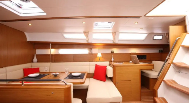 Madyson Sailing