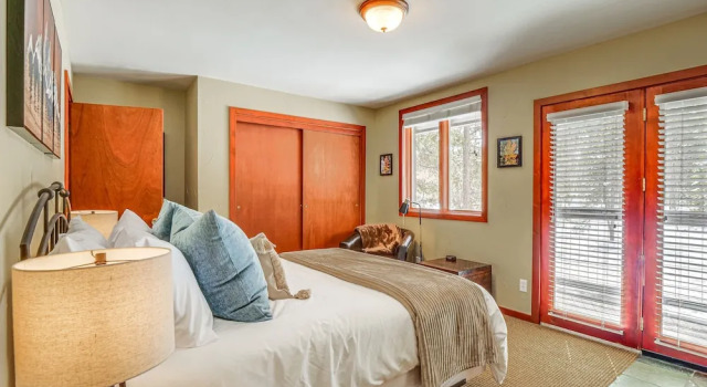 Апартаменты с 2 комнатами с балконом Downtown Frisco Townhome ~ 1 Mi to Lake Dillon!