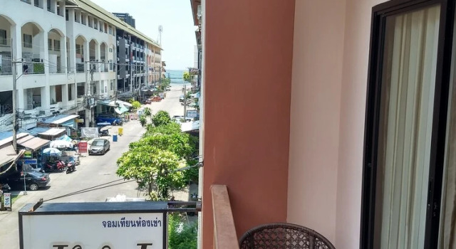 Двухместный номер Deluxe с балконом K&J Apartment