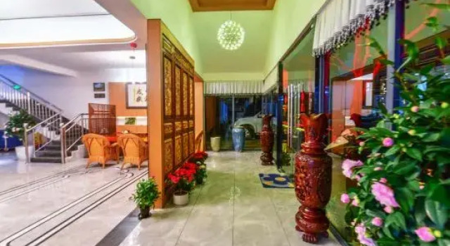 Jinghong No. 1 Mansion, Buchen Sie Hotel Hotels in Yunnan mit Parkplatz, Parkplätze
