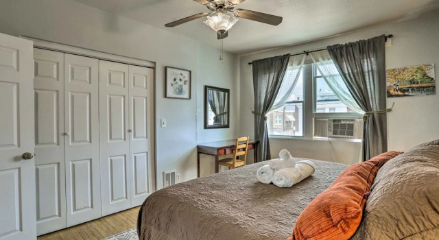 Апартаменты с 3 комнатами South Philly Townhome: 3 Mi to Center City