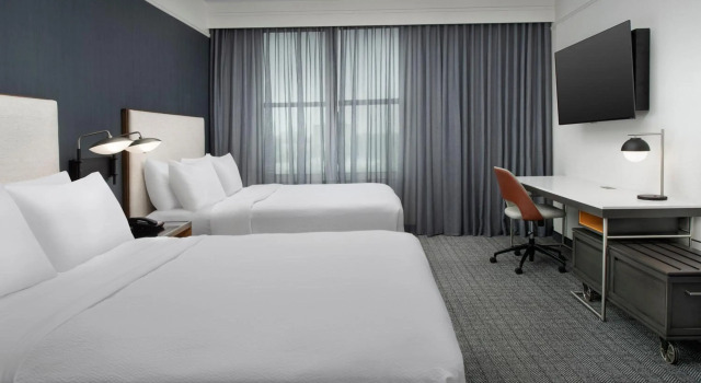 Courtyard by Marriott Savannah Downtown/Historic District