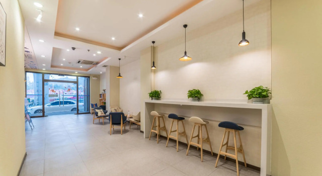 Hanting Hotel Wuhan Central China Normal University, Prenota Hotel Hong Shan Wuhan