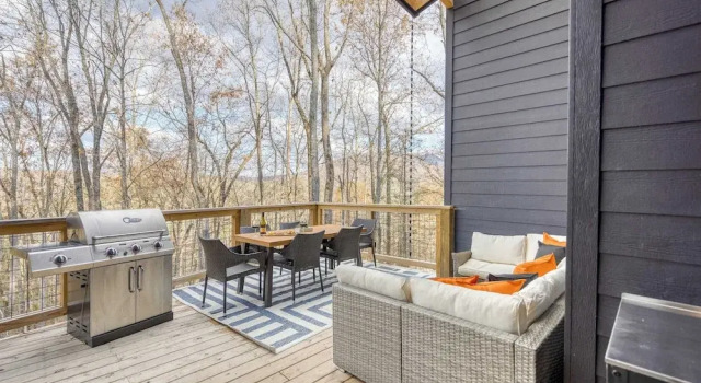 Коттедж Dark Horse by Avantstay Secluded 5bdr w/ Hot Tub, Game Room, Deck Forest Views