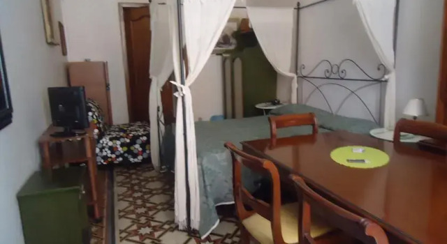 Domus Paola, Забронировать Отель Отели Рима с завтраком, рядом с Станция метро Manzoni, Завтраки