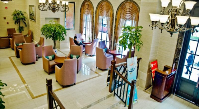 Chengdu Theme Hotel, Забронировать Отель Чэнду Сычуань, рядом с People's Park Station
