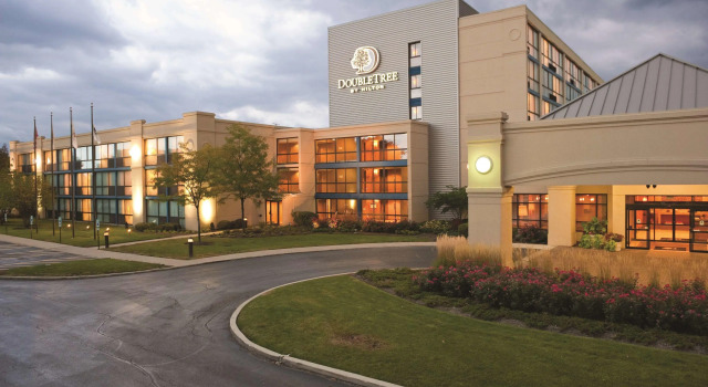 DoubleTree by Hilton Chicago - Arlington Heights, Забронировать Отель Отели Иллинойс 4 звезды, 4*