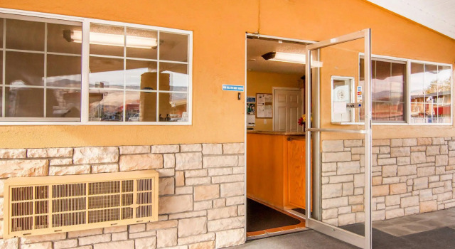 Scottish Inns Ashland, Prenota Hotel Hotel a Oregon con piscina, Piscina