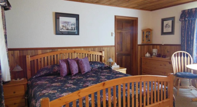 Blue Grouse Country Inn Bed & Breakfast, Buchen Sie Bed & Breakfast Clearwater 