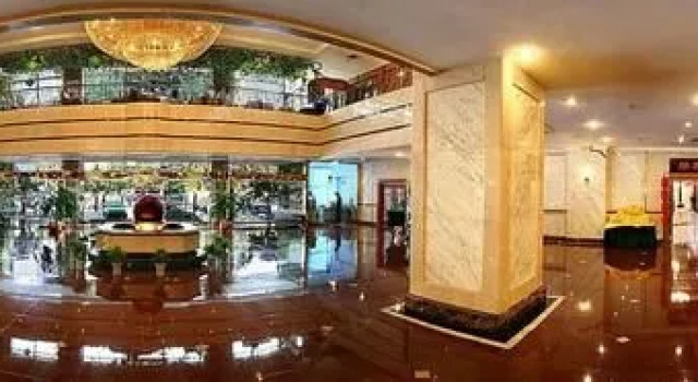 Sunshine Hotel, Book Hotel Hoteller i Shijiazhuang med pool, Swimmingpool