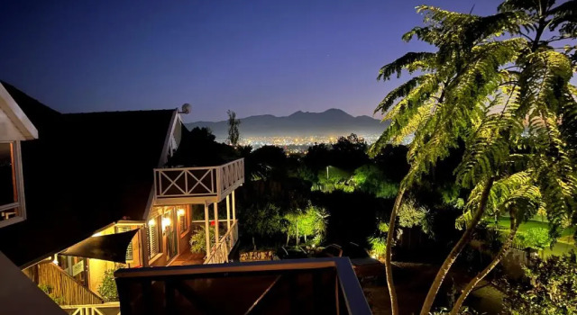 Двухместный номер Standard YEBO Boutique Guesthouse