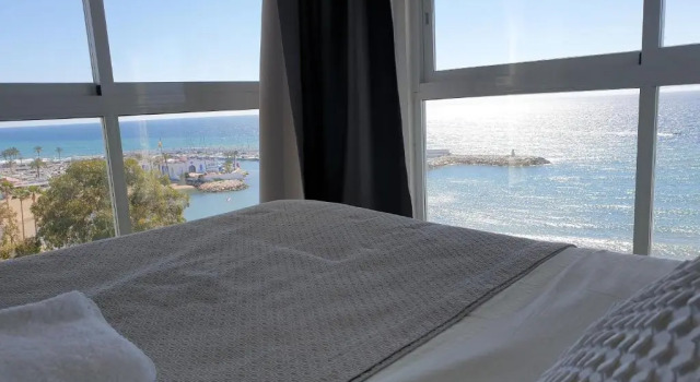 Апартаменты Skol 617 Beachfront Two-bedrooms Duplex With Sea Views