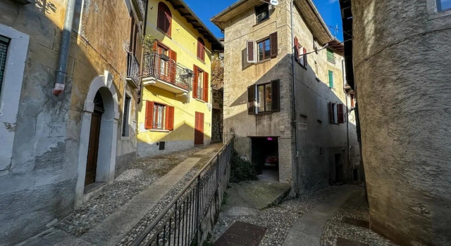 La Fetta Di Cima, Buchen Sie Ferienhaus Villen in Porlezza, Villa