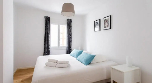 Furnished apartment 2 bedrooms in the old port district near all amenities, Забронировать Апартаменты/квартира Отели Канн с парковкой, рядом с Le Croisette Casino Barriere de Cannes, Парковка