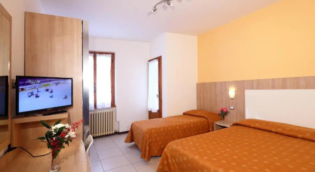 Двухместный номер Comfort Hotel Marrani