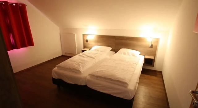 Modern Chalet Near Ski Area in Bad Kleinkirchheim, Забронировать Шале Отели Бад-Клайнкирххайм с парковкой, рядом с Горнолыжный подъемник Зоннвизенбан II, Парковка