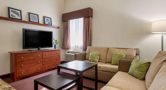 Sviitti Quality Inn Zephyrhills - Dade City