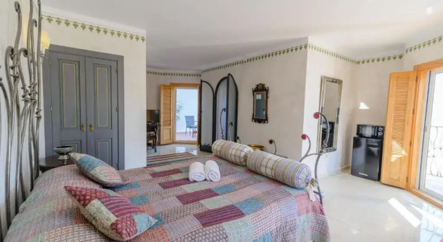 Полулюкс Hotel Las Orquideas