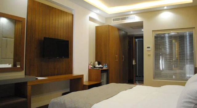 Premium Inn, Rezervați Hotel Famagusta Famagusta
