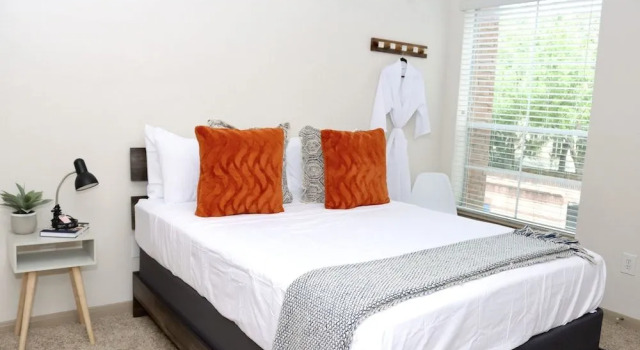 Galleria Queen Boho Chic Suite