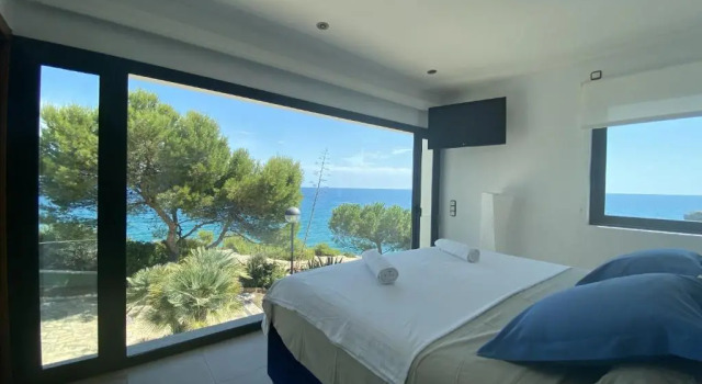 TH52 Villa Lighthouse, Varaa Villa Hotellit Tarragonès uima-altaalla, Uima-allas
