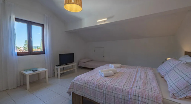 Студия Apartments Iskra