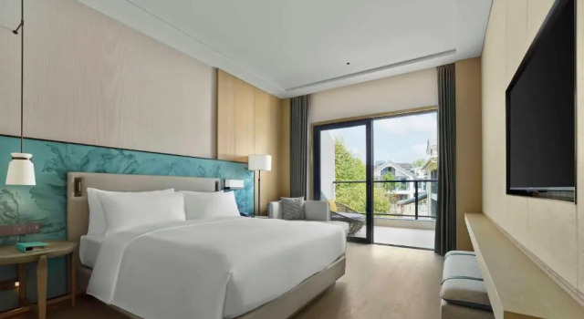 Двухместный полулюкс Doubletree By Hilton Taizhou Shenxianju