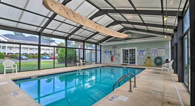 Inviting Myrtle Beach Condo w/ Pool Access!