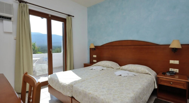 Двухместный номер Standard c 1 комнатой с балконом и с видом на сад Hotel Marina Village