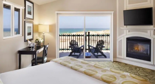 Двухместный номер Standard с балконом Sanctuary Beach Resort