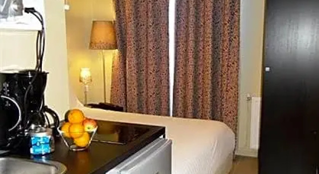 Студия Economy Hôtel Montmartre