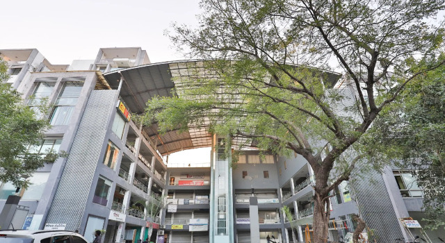 OYO Flagship 2389 Hotel The Grand Pritam, Book Hotel Hoteller i Gandhinagar med parkering, Parkering