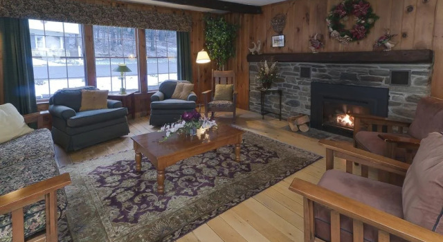 Tucker Hill Lodge, Book Hotel Mad River Valley USA