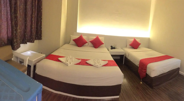 Номер Deluxe River Grand Hotel