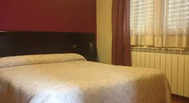 Hostal Restaurante Soborvila, Buchen Sie Hotel Outeiro de Rei 
