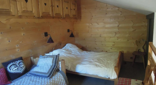 Apartment With one Bedroom in Isola, With Wonderful Mountain View - 50, Забронировать Апартаменты/квартира Изола Национальный парк Меркантур