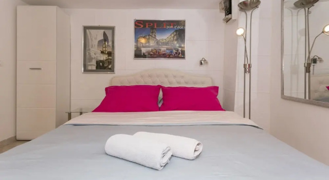 Modern and Practical Studio in the Heart of Split, Prenota Appartamento Splitska 