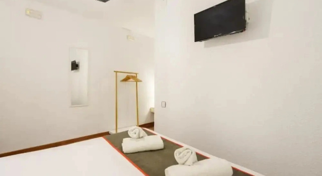 Номер Standard с балконом Hostal Austria