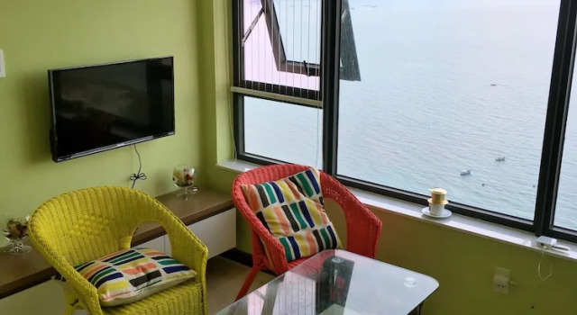 Семейные апартаменты с 2 комнатами Seaview Front Apartment