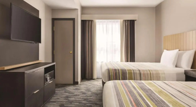 Двухместный люкс c 1 комнатой Spark by Hilton Panama City Beach